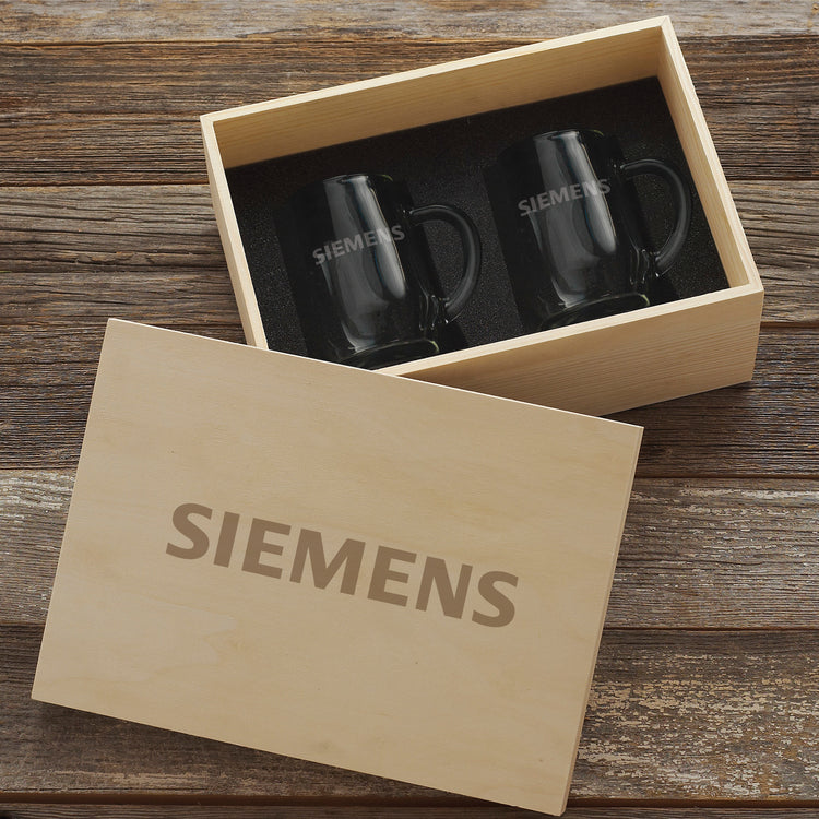 Staten 2-Piece Glass Mug Set in Engraved Pine Box