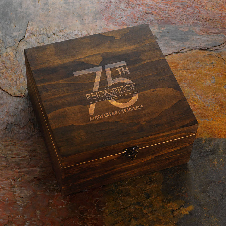 Manhattan 2-Piece Pilsner Set in Engraved Box